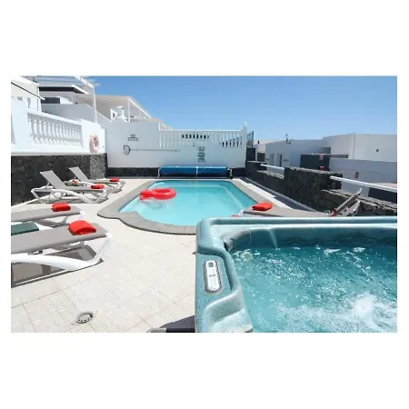 Jacinto Puerto del Carmen (Lanzarote)